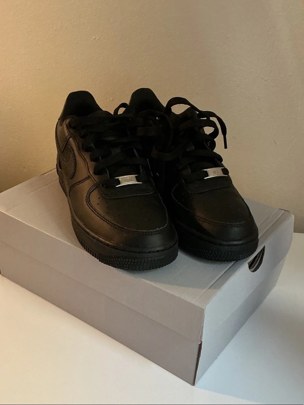 Nike Kids' Black airforce 1s Sneakers